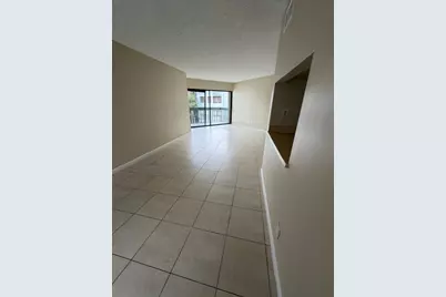 1900 N Congress Avenue #308, West Palm Beach, FL 33401 - Photo 2