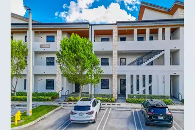 8015 NW 104th Avenue #6, Doral, FL 33178 - Photo 2