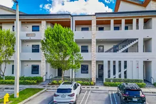 8015 NW 104th Ave, Doral, FL 33178 - Photo 2