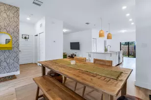 8015 NW 104th Ave, Doral, FL 33178 - Photo 8