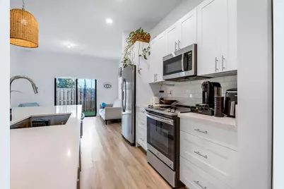 8015 NW 104th Avenue #6, Doral, FL 33178 - Photo 6