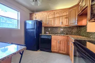 3140 Holiday Springs Blvd, Margate, FL 33063 - Photo 4