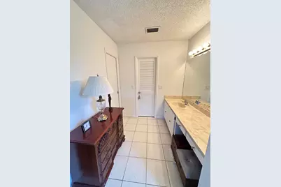 8931 Belle Aire Drive, Boca Raton, FL 33433 - Photo 26