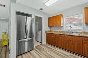 1250 SW 6th Ave, Deerfield Beach, FL 33441 - Photo 10