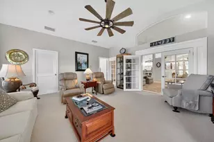 871 SE Westminster Pl, Stuart, FL 34997 - Photo 18