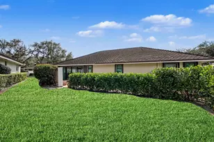 11354 Briarwood W/ 50Ft Slip Pl, North Palm Beach, FL 33408 - Photo 14