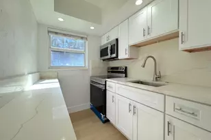 2815 NE 33rd Ave, Fort Lauderdale, FL 33308 - Photo 8