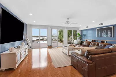 114 S Lake Drive, Lantana, FL 33462 - Photo 4