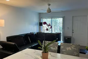 616 Executive Center Dr, West Palm Beach, FL 33401 - Photo 2