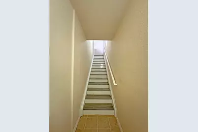 160 SW Peacock Boulevard #31-204, Port Saint Lucie, FL 34986 - Photo 4