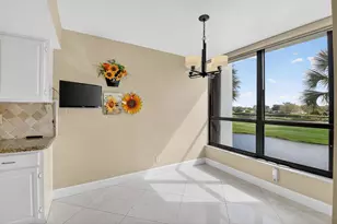 20110 Boca W Dr, Boca Raton, FL 33434 - Photo 16