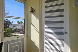 2677 Dudley Dr W, West Palm Beach, FL 33415 - Photo 32