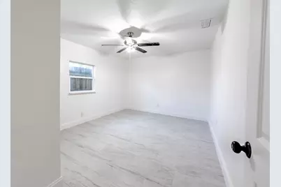 404 N 38 Street, Fort Pierce, FL 34947 - Photo 14