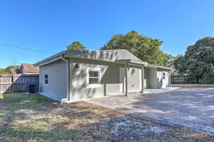 404 N 38th St, Fort Pierce, FL 34947 - Photo 2