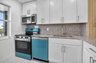 9880 Marina Blvd, Boca Raton, FL 33428 - Photo 4