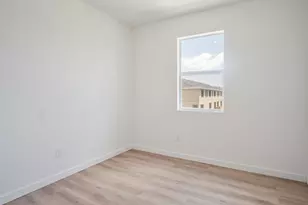 852 SE grovebush Ln, Port Saint Lucie, FL 34984 - Photo 4