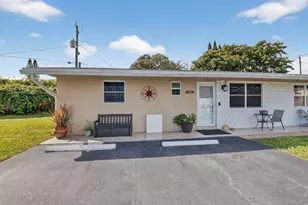 2824 Crown Ct, Delray Beach, FL 33445 - Photo 2