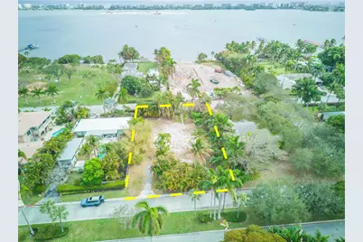 1118 S Palmway, Lake Worth Beach, FL 33460 - Photo 1