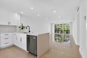 2651 S Palm Aire Dr S, Pompano Beach, FL 33069 - Photo 6