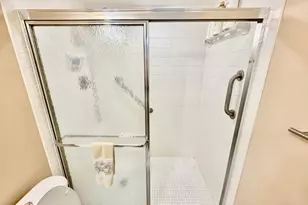 2305 Lucaya Ln, Pompano Beach, FL 33066 - Photo 18