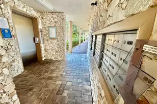 2305 Lucaya Ln, Pompano Beach, FL 33066 - Photo 74