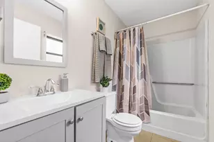 16 Crossings Cir, Boynton Beach, FL 33435 - Photo 18