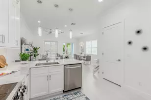 4674 SE Manatee Way, Stuart, FL 34997 - Photo 6