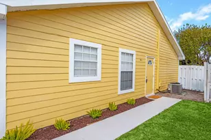 1662 Royal Forest Ct, West Palm Beach, FL 33406 - Photo 4