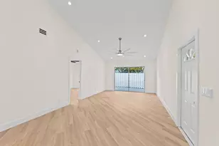 1658 Royal Forest Ct Ct, West Palm Beach, FL 33406 - Photo 10