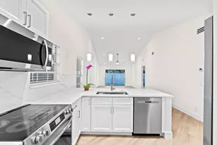 1658 Royal Forest Ct Ct, West Palm Beach, FL 33406 - Photo 12