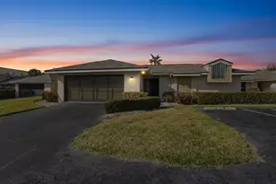 6285 N Mirror Lake Dr, Sebastian, FL 32958 - Photo 1