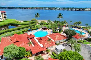 104 Half Moon Cir, Hypoluxo, FL 33462 - Photo 32