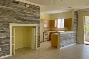 274 River Bluff Ln, Royal Palm Beach, FL 33411 - Photo 2