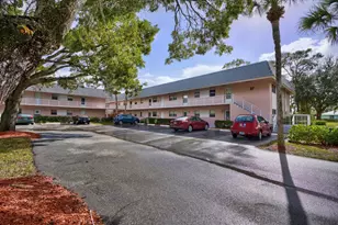 18081 SE Country Club Dr, Tequesta, FL 33469 - Photo 16