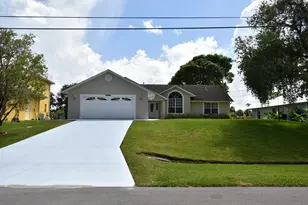 1654 SW Lexington Dr, Port Saint Lucie, FL 34953 - Photo 2