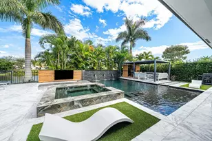 3019 Gin Berry Way, West Palm Beach, FL 33401 - Photo 2