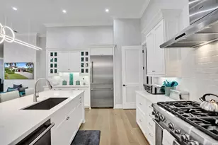 2590 Estates Dr, North Palm Beach, FL 33408 - Photo 10