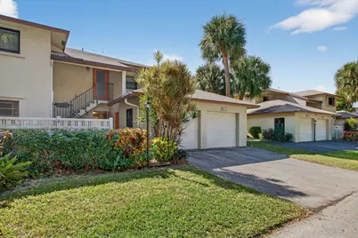 1780 NE 39th Court #901, Pompano Beach, FL 33064 - Photo 1