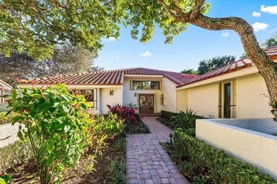 39 Hampshire Lane, Boynton Beach, FL 33436 - Photo 1