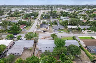 1451 SW 5th Ave, Deerfield Beach, FL 33441 - Photo 32