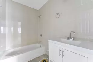 1451 SW 5th Ave, Deerfield Beach, FL 33441 - Photo 10