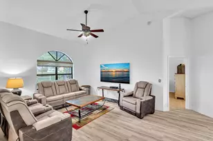 8099 Cassia Dr, Boynton Beach, FL 33472 - Photo 6