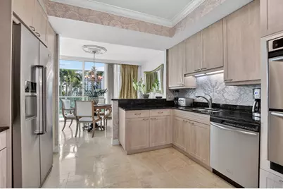 550 SE Mizner Boulevard #B307, Boca Raton, FL 33432 - Photo 20