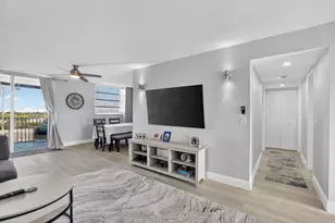 5700 NW 2nd Ave, Boca Raton, FL 33487 - Photo 8