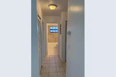 4290 Woodstock Drive #D, West Palm Beach, FL 33409 - Photo 6