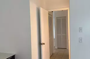 4290 Woodstock Dr, West Palm Beach, FL 33409 - Photo 8