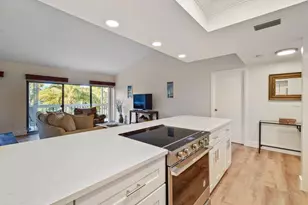 11863 Wimbledon Circle, Wellington, FL 33414 - Photo 6