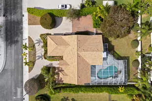 2730 Tecumseh Dr, West Palm Beach, FL 33409 - Photo 2