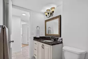 1147 Hillsboro Mile, Pompano Beach, FL 33062 - Photo 28