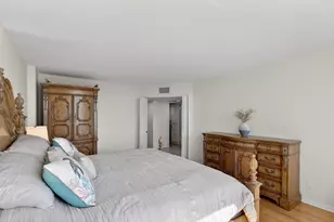 1147 Hillsboro Mile, Hillsboro Beach, FL 33062 - Photo 20